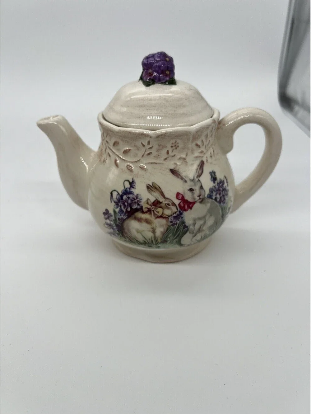 Easter Treasures Teapot by Cracker Barrel Bunny Rabbit Lilacs